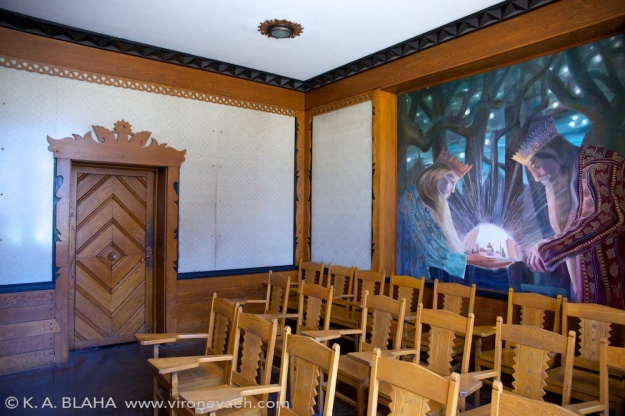 The Lithuanian room, dedicated in 1940. The walls are woven from linen in the "The Path of the Birds" design. Between the angular, abstract carvings and the painting and the walls, this was one of my favorite rooms.
